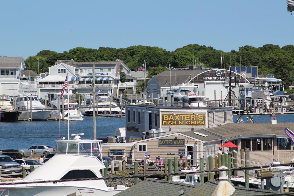 Hyannis Holiday Motel Luaran gambar