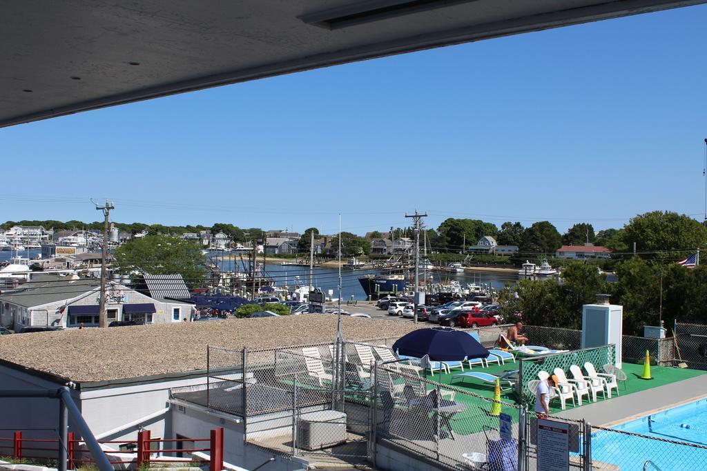 Hyannis Holiday Motel Luaran gambar