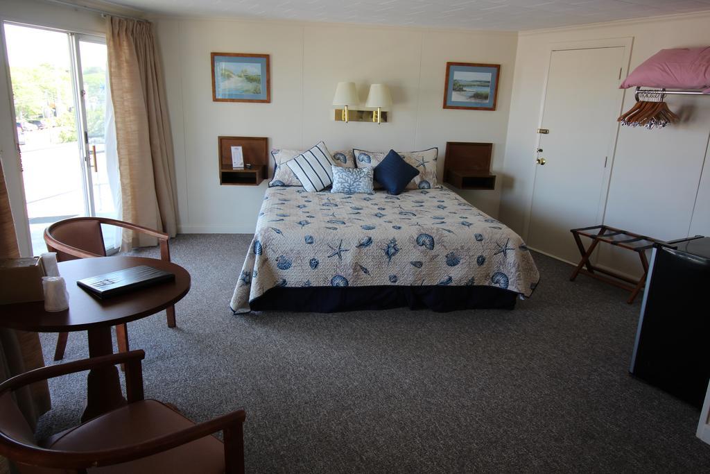 Hyannis Holiday Motel Luaran gambar