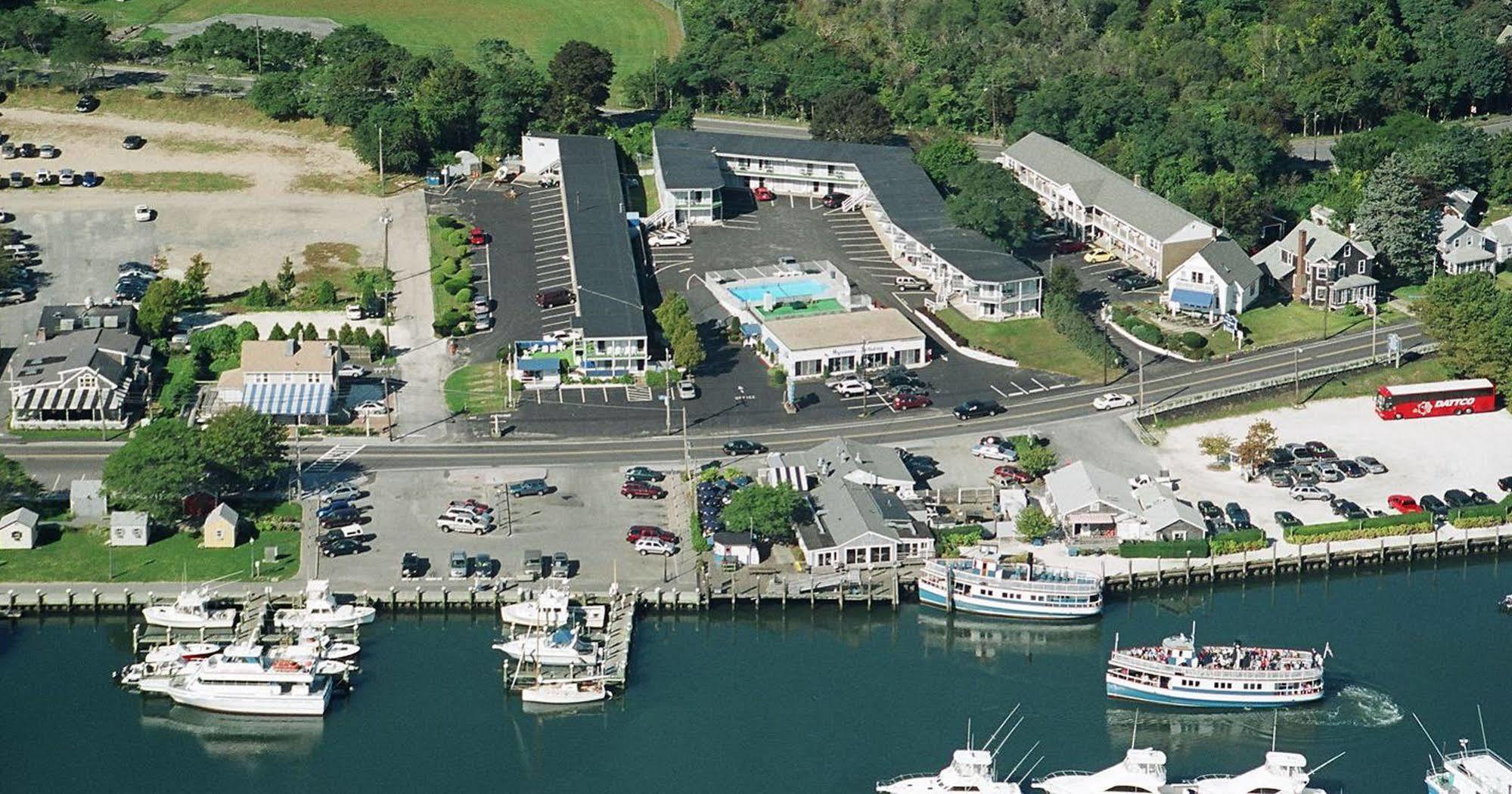 Hyannis Holiday Motel Luaran gambar