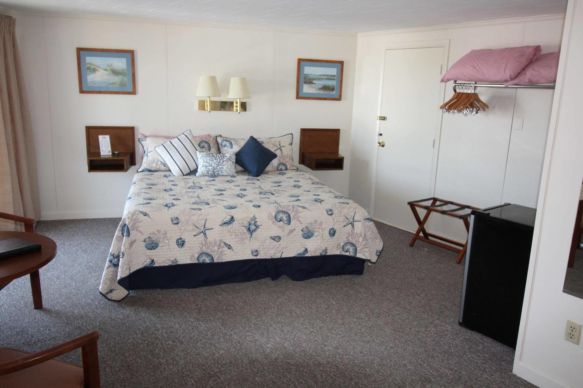 Hyannis Holiday Motel Luaran gambar