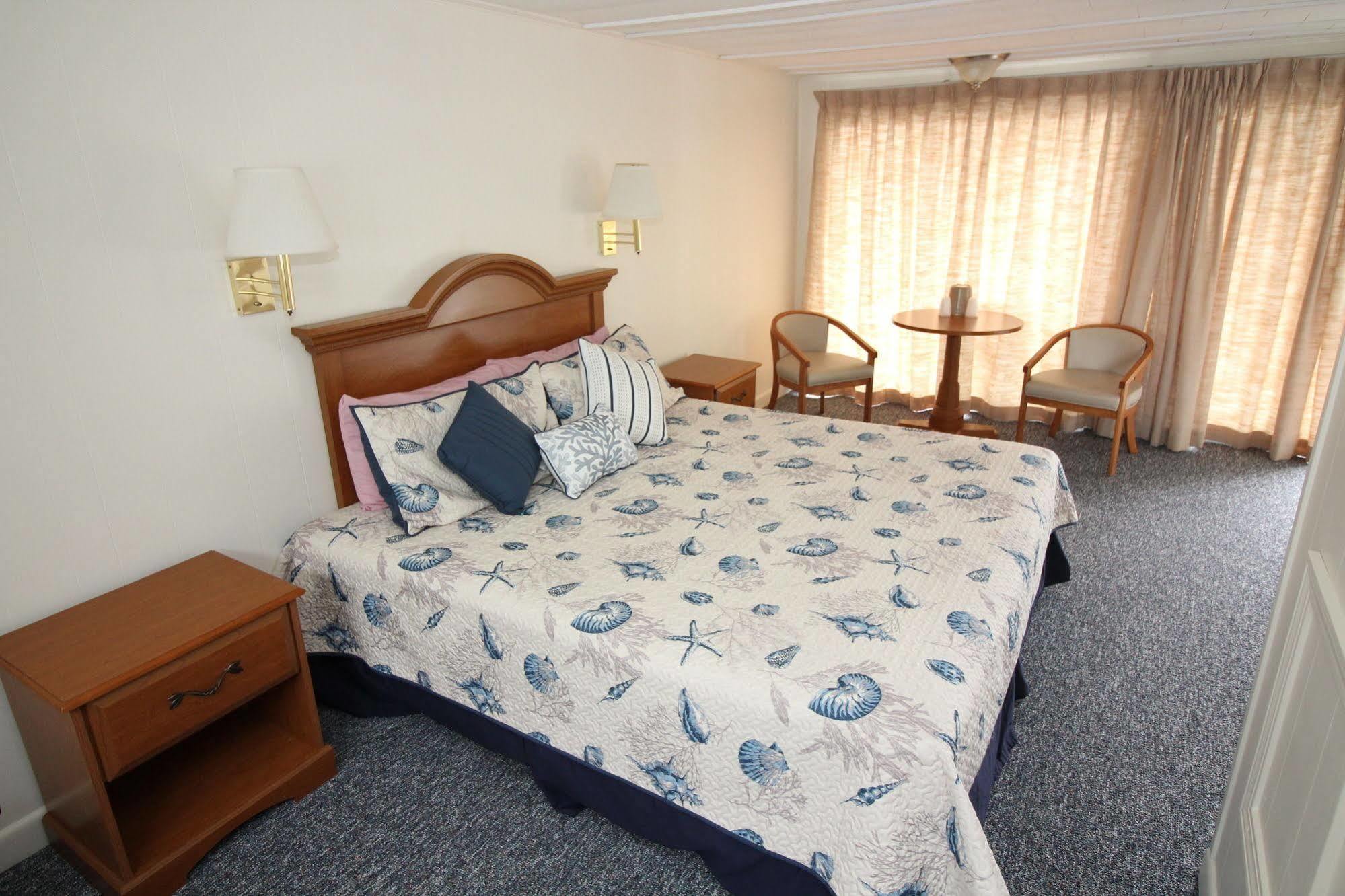 Hyannis Holiday Motel Luaran gambar