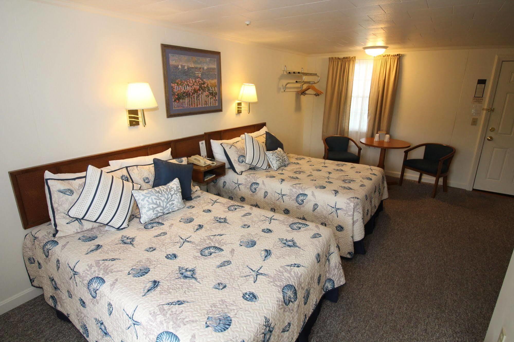 Hyannis Holiday Motel Luaran gambar