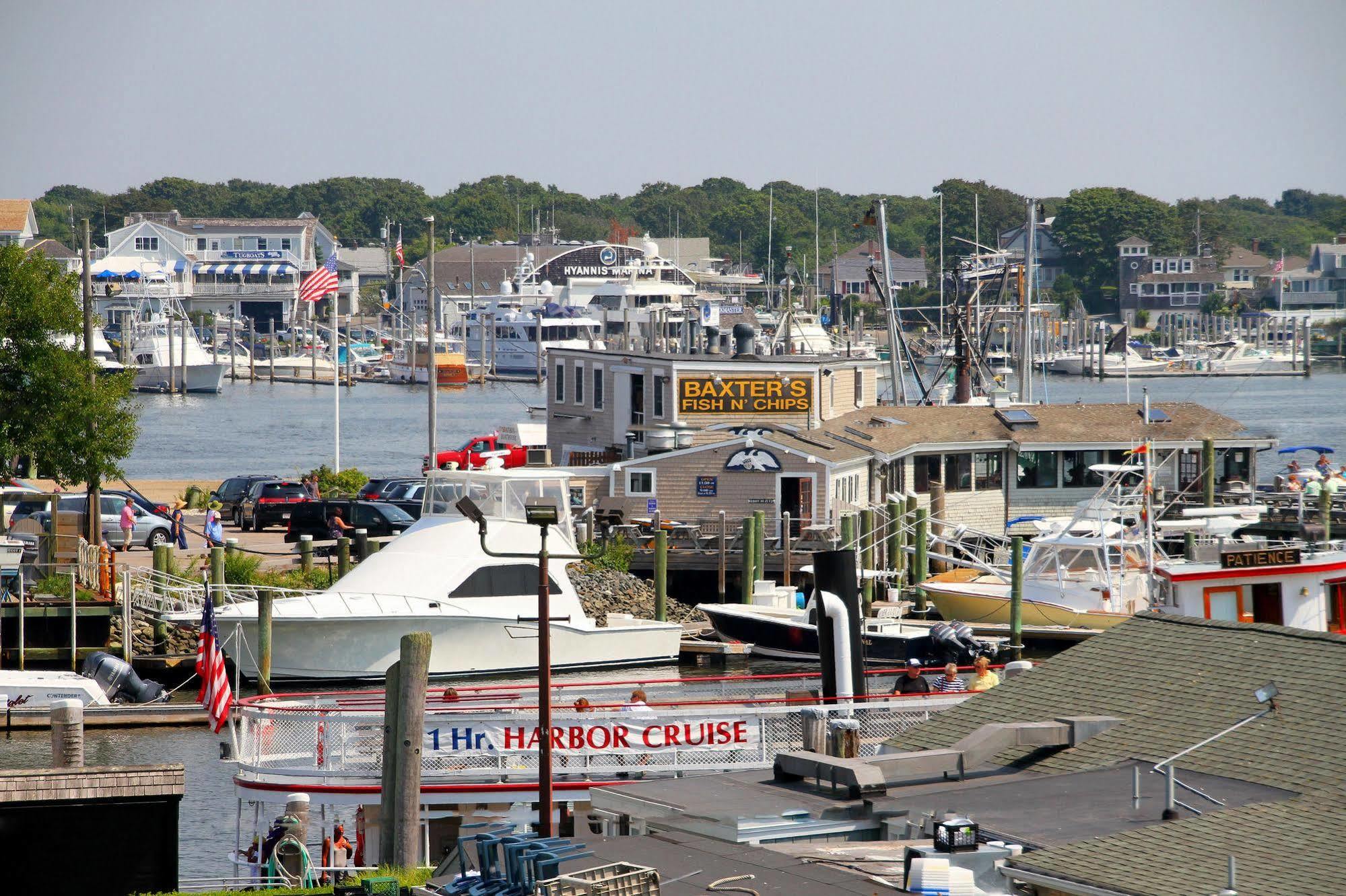 Hyannis Holiday Motel Luaran gambar
